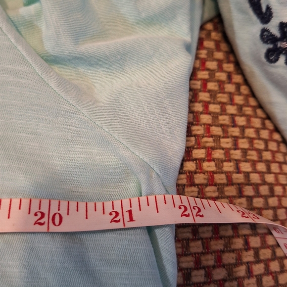 St. John's Bay Mint Green Top With  Navy Floral 3/4 Length Puff Sleeves - Picture 8 of 13